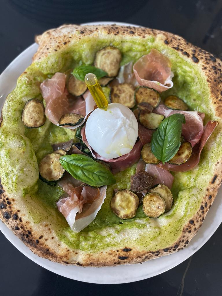 Bacon's Pizza Photos 2